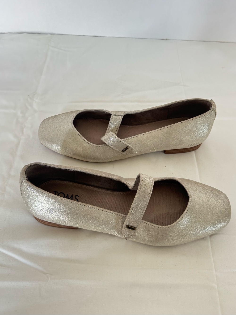 TOMS Women's Bianca Metallic Mary Jane Flats Size 7